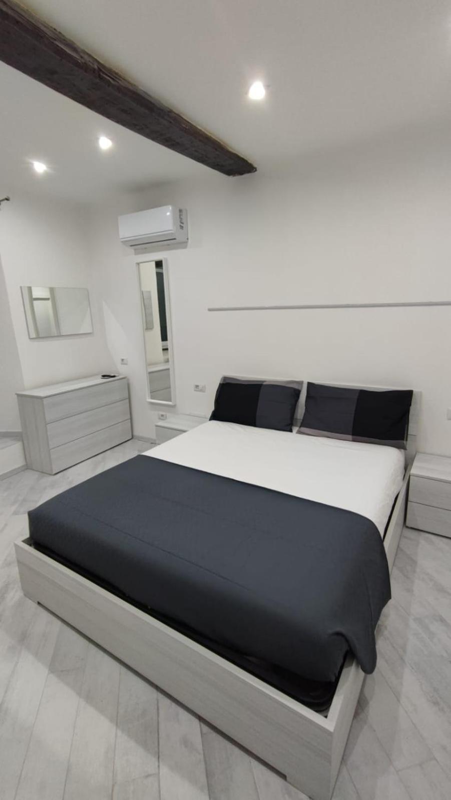 Sagegreən Flat Apartamento Génova Exterior foto