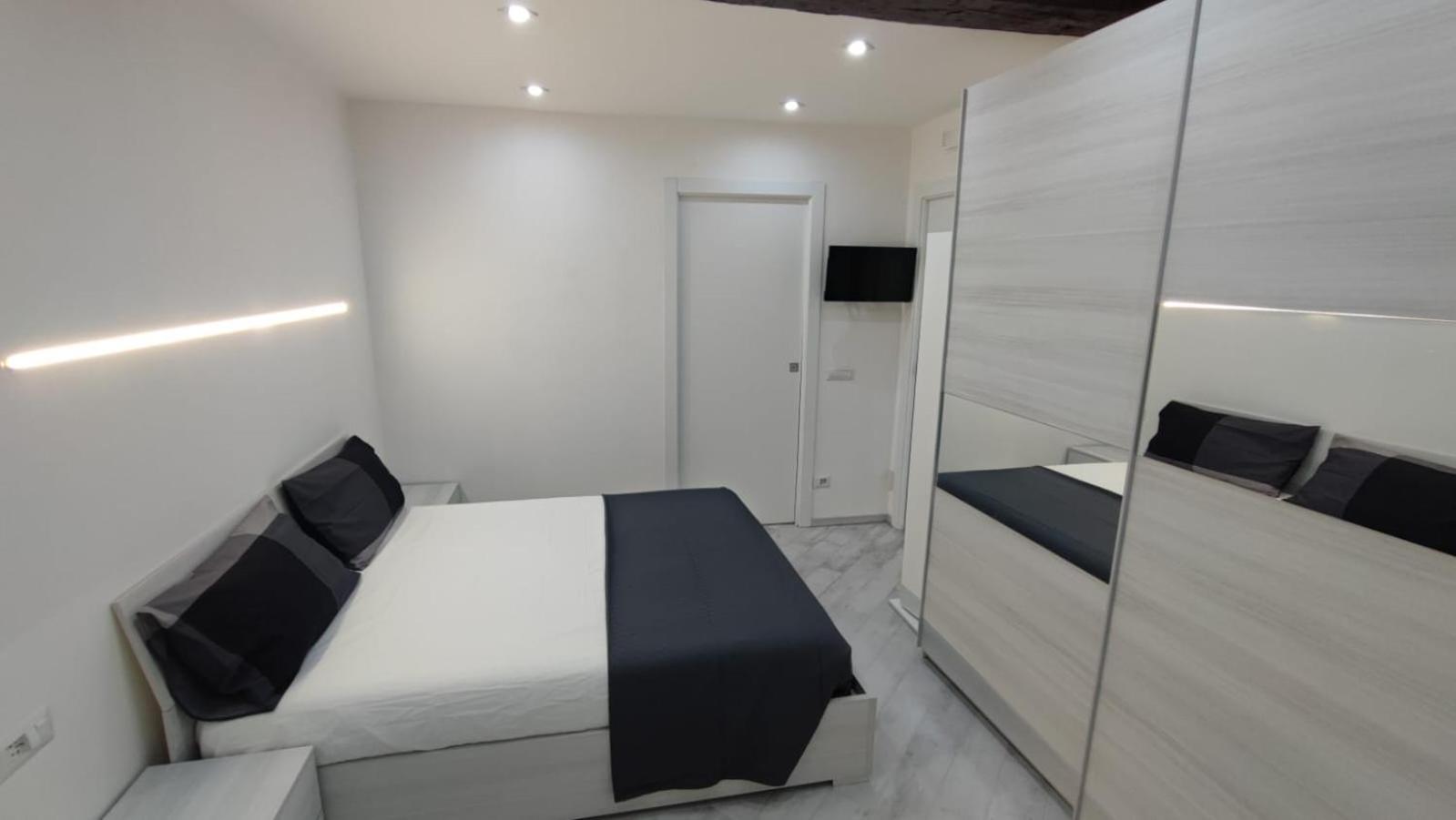 Sagegreən Flat Apartamento Génova Exterior foto